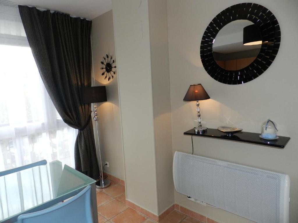 Appartement Le Saint Michel - Les Balcons De La Cite Carcassonne Bagian luar foto