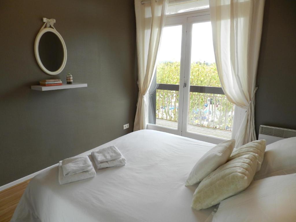 Appartement Le Saint Michel - Les Balcons De La Cite Carcassonne Bagian luar foto